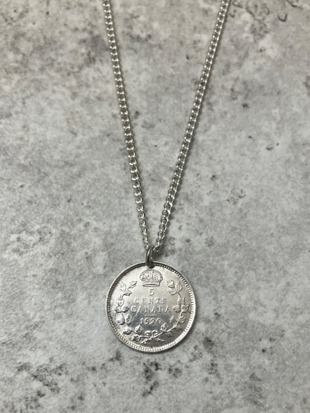20 Pieces of Coin Jewelry - Picture 2 of 16